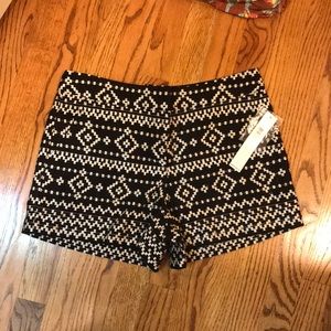 DKNYC black and white shorts